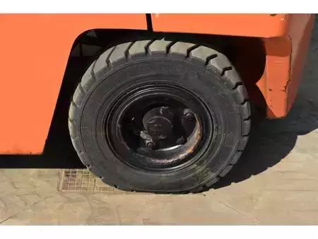 Diesel heftrucks 1994  Nissan C9ZWGF03A40D (18)