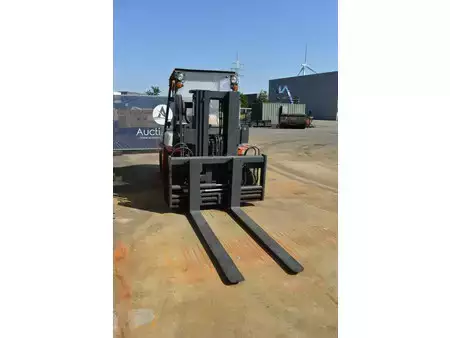 Diesel heftrucks 1994  Nissan C9ZWGF03A40D (9)