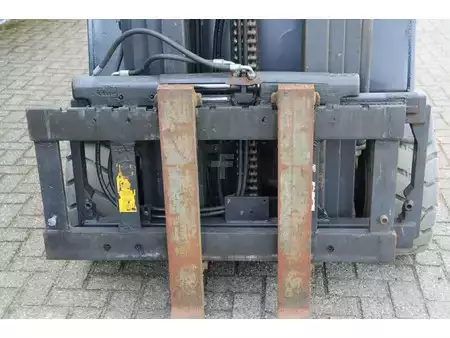 Elektrisk- 4 hjul 2006  Still R 60-30 (12)