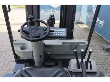 Elektrisk- 4 hjul 2006  Still R 60-30 (19)