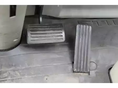 Elektrisk- 4 hjul 2006  Still R 60-30 (23)