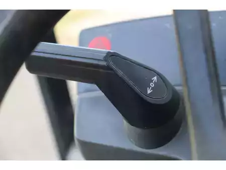 Elektrisk- 4 hjul 2006  Still R 60-30 (26)