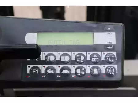 Elektrisk- 4 hjul 2006  Still R 60-30 (27)