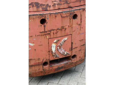 Carrelli elevatori diesel 2002  Kalmar DCD 80-9H (23)