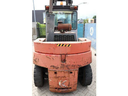 Carrelli elevatori diesel 2002  Kalmar DCD 80-9H (5)