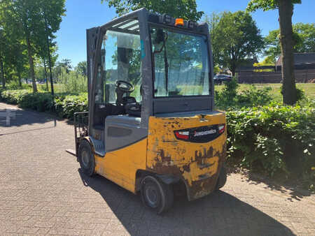 Eléctrico - 4 rodas 2016  Jungheinrich EFG 425K (3)