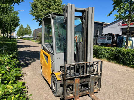 Eléctrico - 4 rodas 2016  Jungheinrich EFG 425K (6)