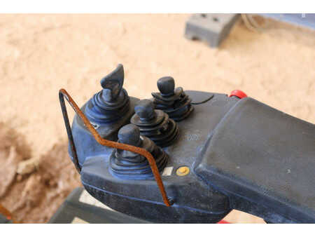 Diesel heftrucks - Toyota 8FBEK18T (17)