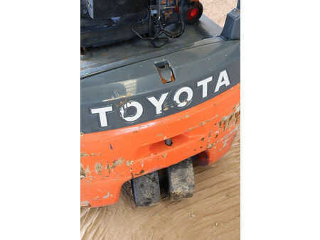 Diesel heftrucks - Toyota 8FBEK18T (21)