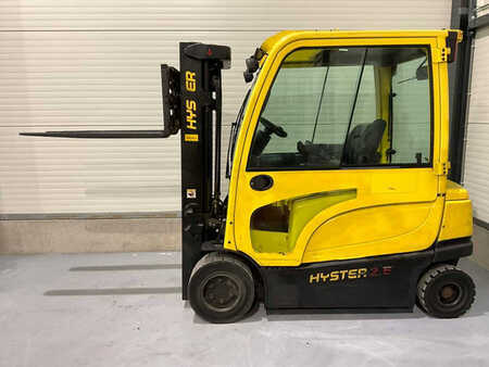 Eléctrica de 4 ruedas 2015  Hyster J2.5XN (2)