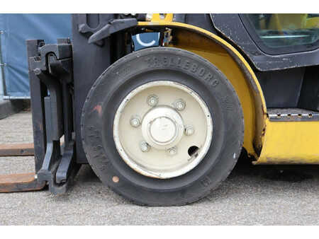 LPG Forklifts - Yale Veracitor 30VX (11)
