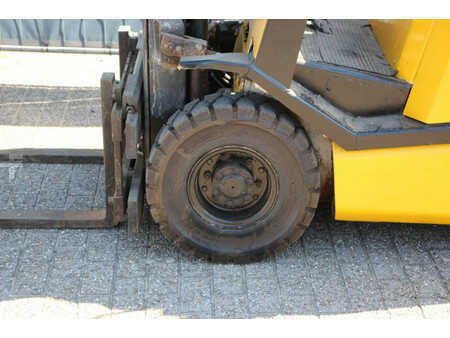 Empilhador a gás 1992  Yale TFG15 (14)