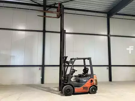 Dieseltrukki 2011  Toyota 02-8FDF18 (14)