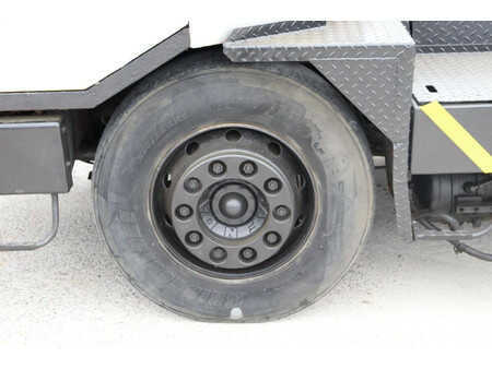 Terminal trekkers - [div]  (13)