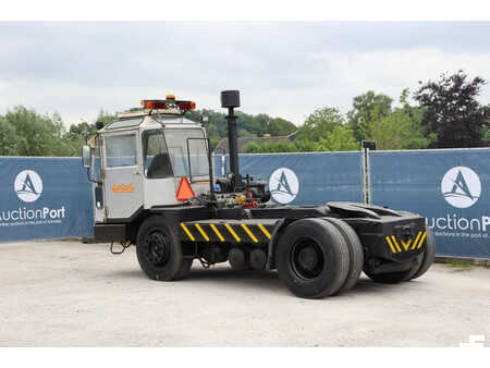 Terminal trekkers - [div]  (3)