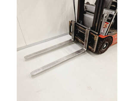 Elektro 4 Rad 2004  Still RX 50-15 (3)
