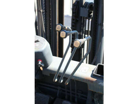 Carrelli elettrici 4 ruote 2007  Baoli CPD 15 (20)