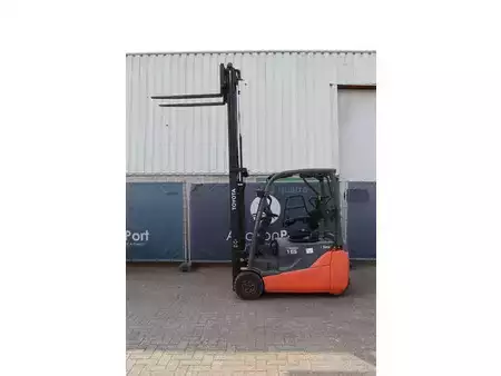 Eléctrica de 4 ruedas 2012  Toyota 8FBET16 (27)