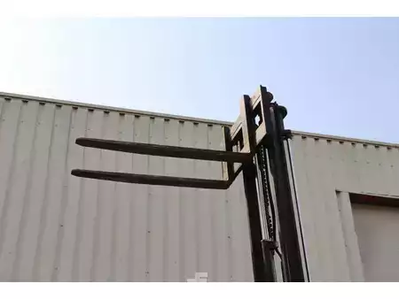 Eléctrica de 4 ruedas 2012  Toyota 8FBET16 (29)