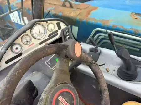 Empilhador telescópico-Fixo 2008  Manitou MLT742 (13)