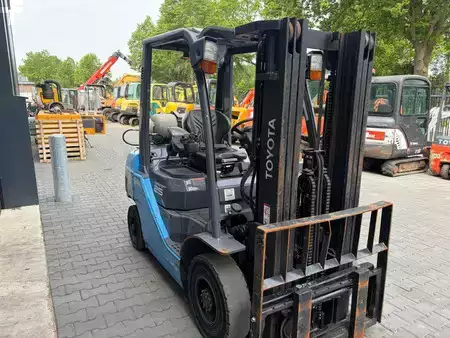 Wózki gazowe 2019  Toyota 06-8FG25F (7)