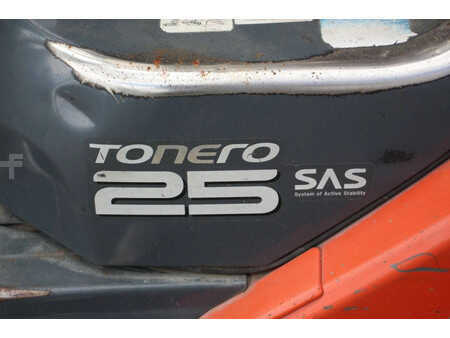 Empilhador a gás 2011  Toyota 028FGF25 (19)