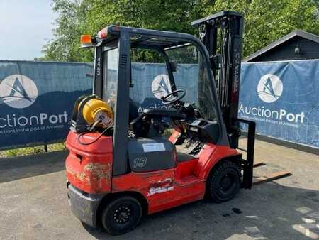 LPG Forklifts 2004  Toyota 42-7FGF18 (3)