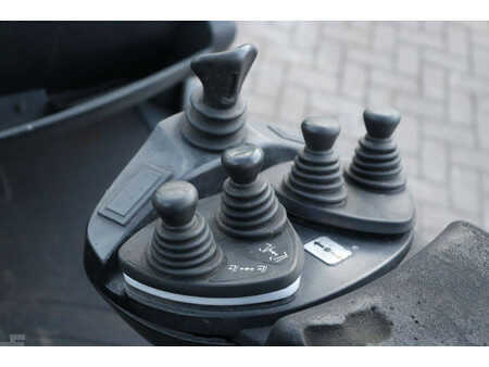 Diesel truck 2007  Fenwick H30D (33)