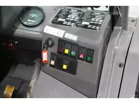 Terrängtruck 2008  Manitou MH 25-4 (29)