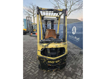 Carretilla elevadora GLP 2006  Hyster H2.0FTS (3)