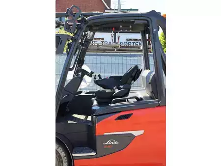 Chariots électriques à 4 roues 2024  Linde E50HL-01 (26)