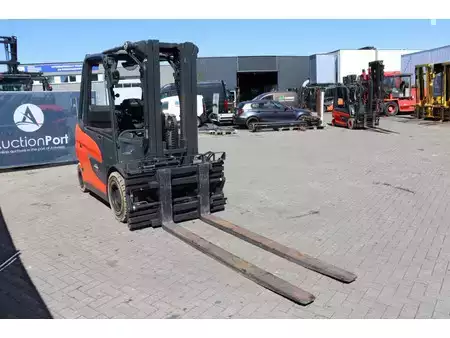 Chariots électriques à 4 roues 2024  Linde E50HL-01 (8)