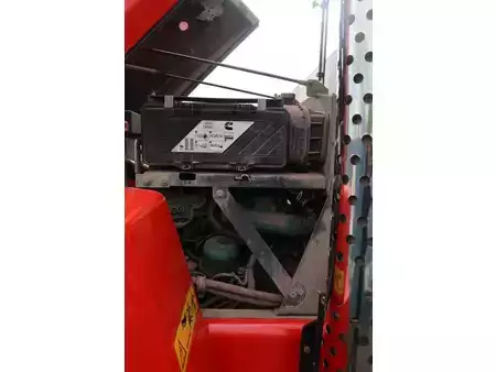 Dieselový VZV 2018  Kalmar DCG100-6 (23)