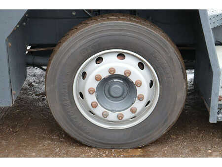 Terminaltraktor 2008  MOL YM 180/4X2 (11)