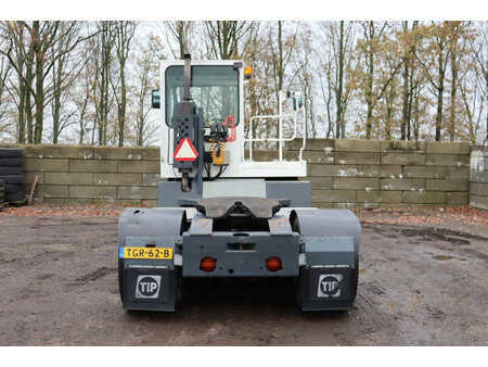 Terminaltraktor 2008  MOL YM 180/4X2 (5)