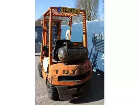 Empilhador a gás 1999  Toyota 42-4FG15 (18)