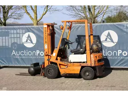 Empilhador a gás 1999  Toyota 42-4FG15 (3)