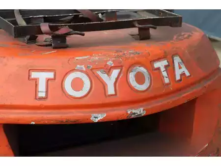 LPG heftrucks 2007  Toyota 42-7FGF25 (18)