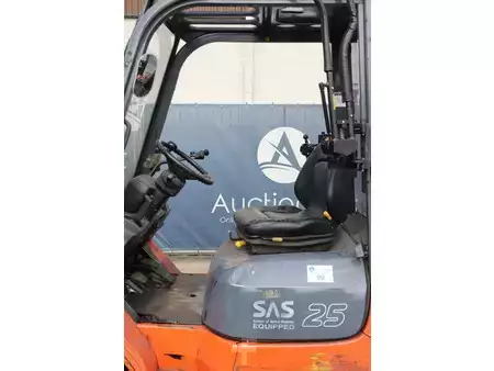 LPG heftrucks 2007  Toyota 42-7FGF25 (23)