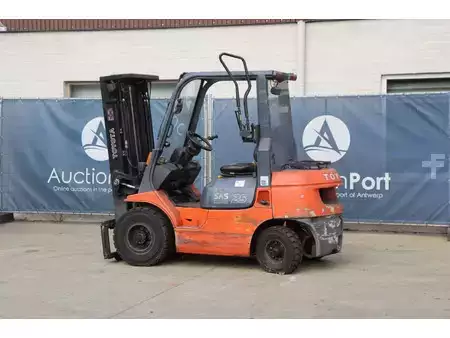 LPG heftrucks 2007  Toyota 42-7FGF25 (3)