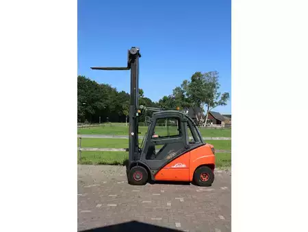 Dízel targoncák 2006  Linde H25D (38)