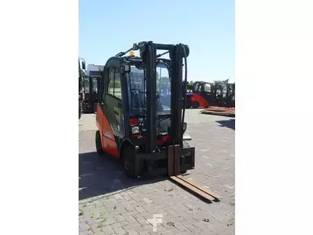 Dízel targoncák 2006  Linde H25D (7)
