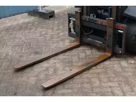 Diesel truck 2017  Linde H20D-02/600 (9)