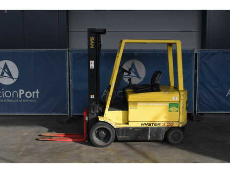 4-wiel elektrische heftrucks 2000  Hyster E3.20XM (2)