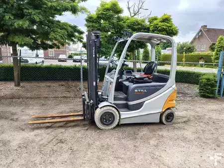 4-wiel elektrische heftrucks 2012  Still RX60-25 (1)
