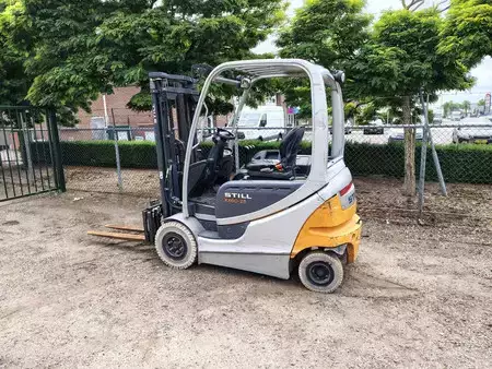 4-wiel elektrische heftrucks 2012  Still RX60-25 (8)
