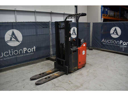 Pallet Stackers 2018  Linde L12SP (8)