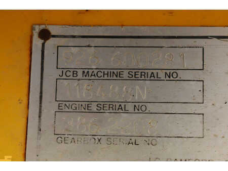 Empilhador todo-terreno - JCB 926 (26)