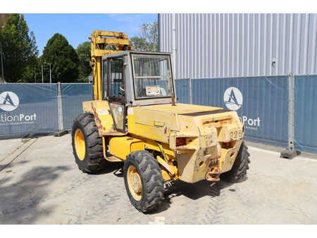 Empilhador todo-terreno - JCB 926 (5)