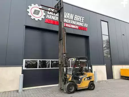 LPG heftrucks 2011  CAT Lift Trucks GP25N (11)